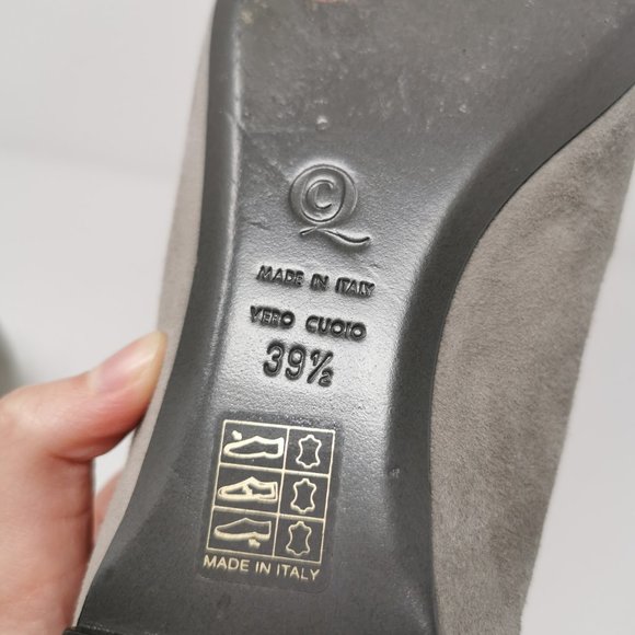 Alexander McQueen Grey Suede Flats Loafers With Sequin Skulls - Picture 9 of 10